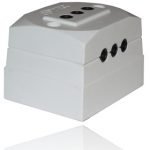 ENCHUFE HEMBRA S/P TRIPLE PLASTICO TIPO LOZA