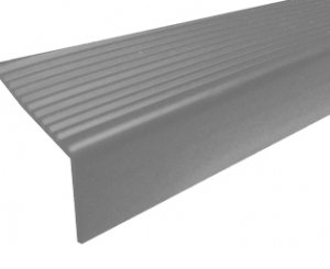 Nariz de grada plata 1.5 mts