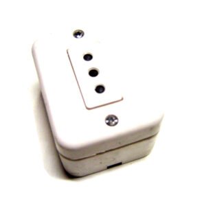 Enchufe hembra s/p simple